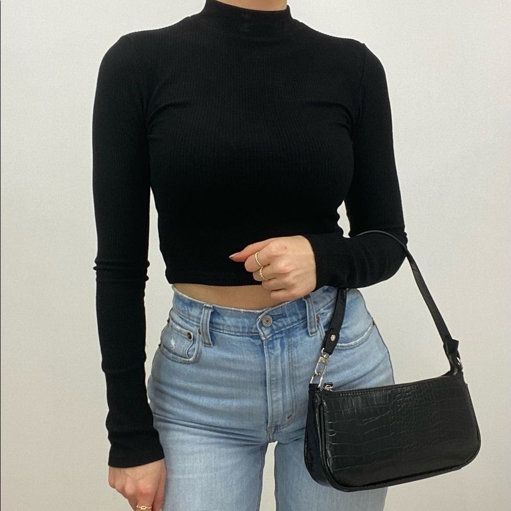 NWT Black Mock Neck Long Sleeve Crop Top